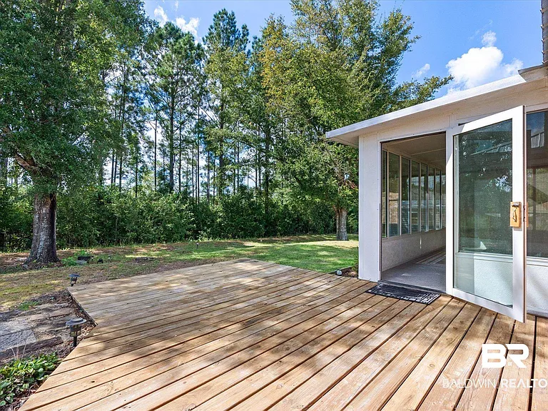 16216 Pointer Dr — Photo 18