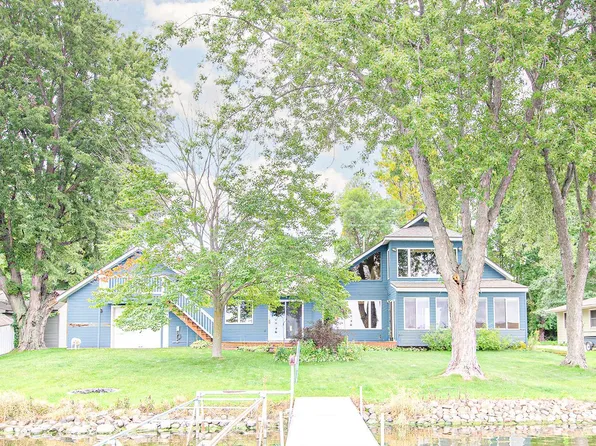 49860 Bayside Ave, Rush City, MN 55069