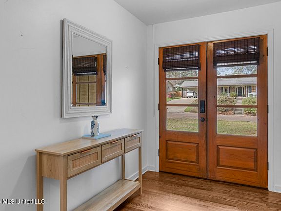 3rd image of 2017 Southwood Rd