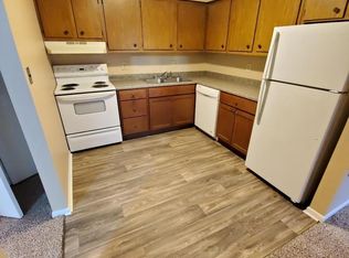 3315 Jonis Cir #3315101, Lansing, MI 48906