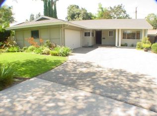 2779 Yorkshire Rd, Pasadena, CA 91107