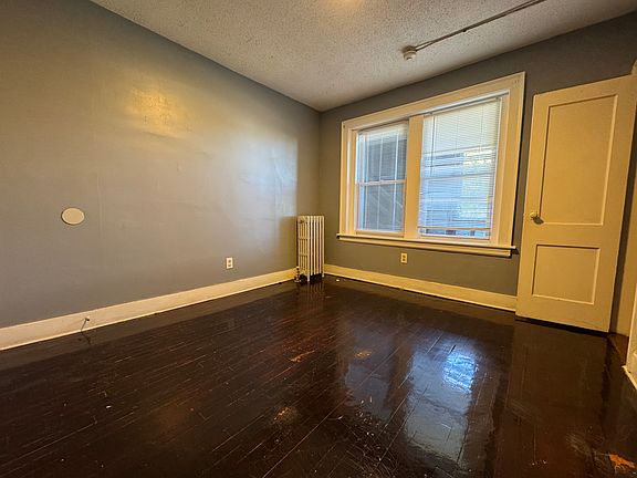 5th image of 161-3 S Wilcox St #3S