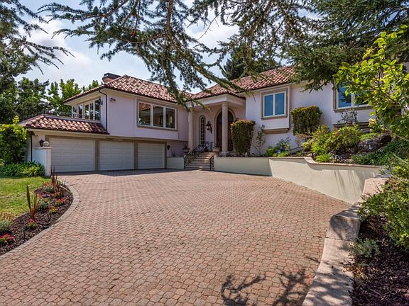2nd image of 2745 Churchill Dr