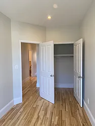 Rented by R New York