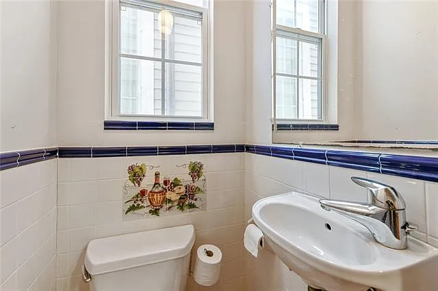 2221 General Pershing St — Photo 5