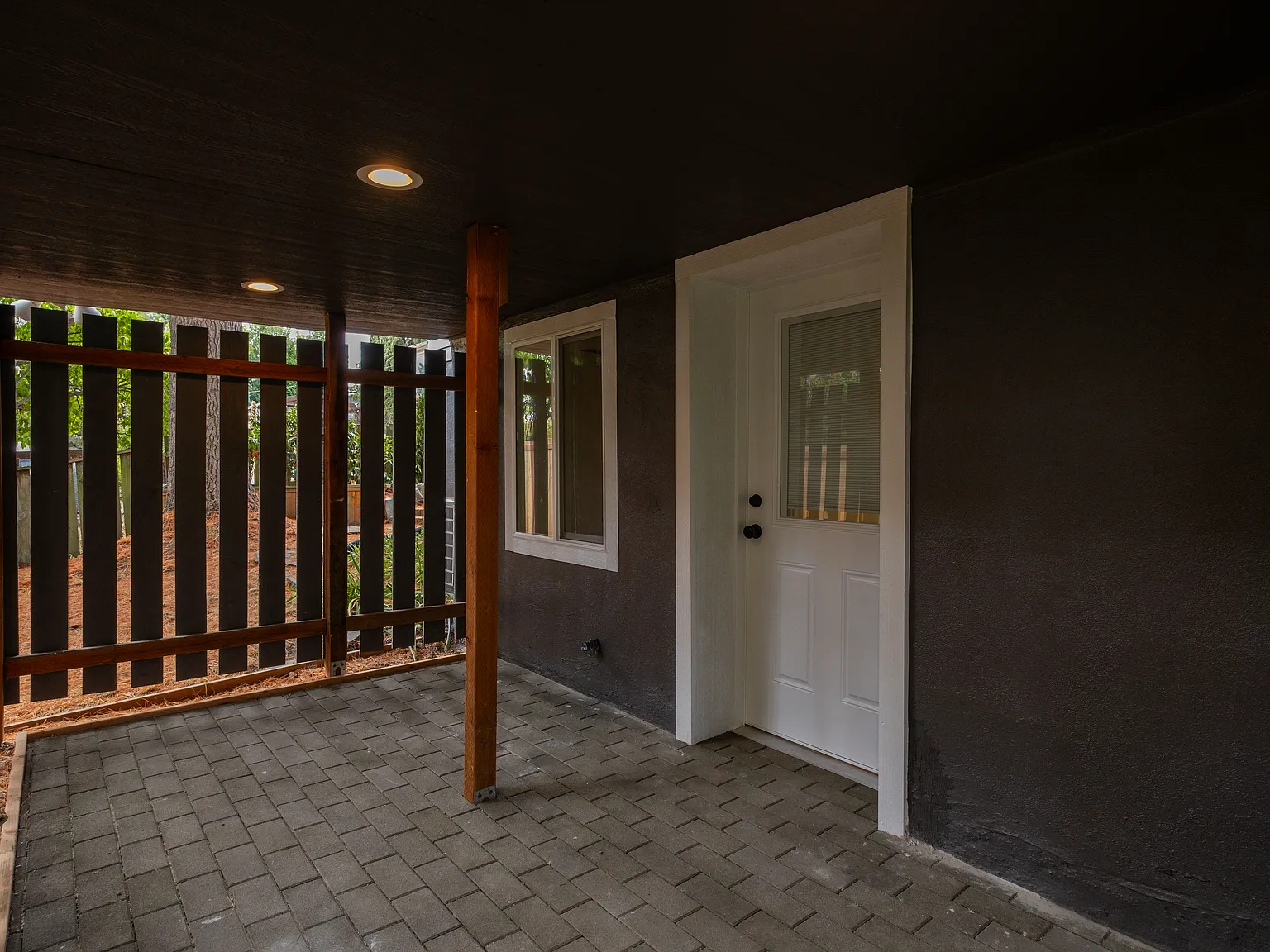 1 bed, 550 sqft, $1,600 — Photo 3