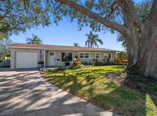 1690 74th Ave N, Saint Petersburg, FL 33702