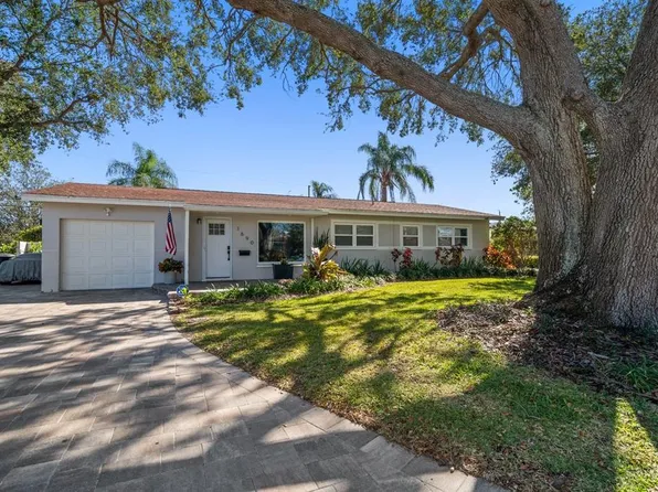 1690 74th Ave N, Saint Petersburg, FL 33702