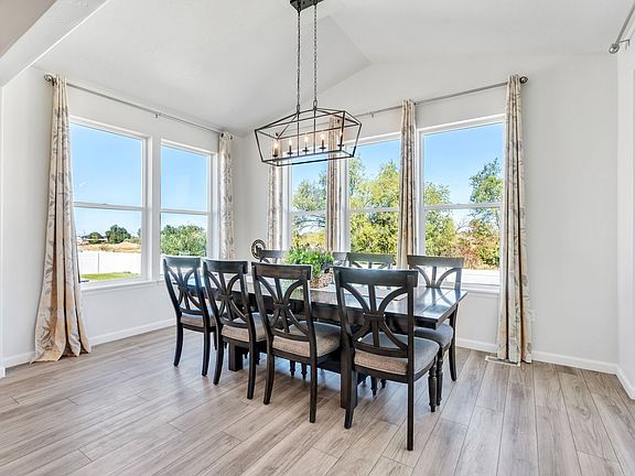 3rd image of 1897 E Rock Hollow Rd