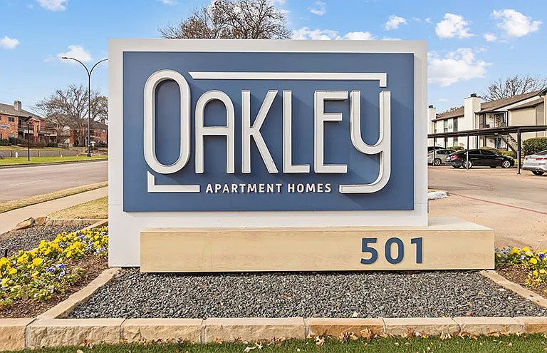 The Oakley Apartment Homes — Photo 25