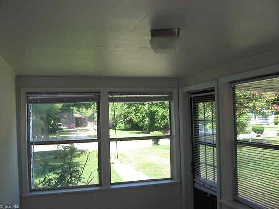 5th image of 2227 Bradley St