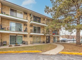 10600 S Depot St UNIT 2A, Worth, IL