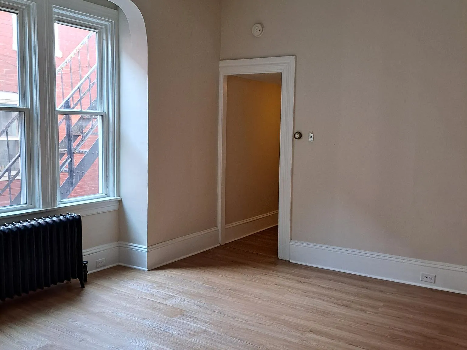1 bed, 750 sqft, $1,275 — Photo 4