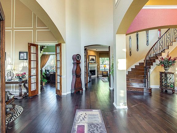 3rd image of 400 W Mill Valley Ct