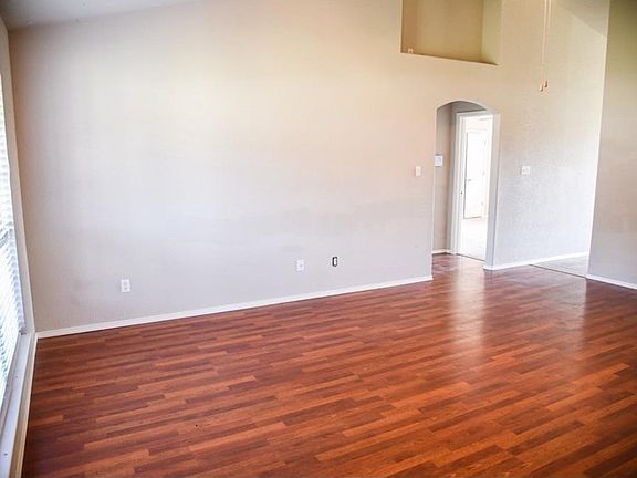 5th image of 2317 Park Ave