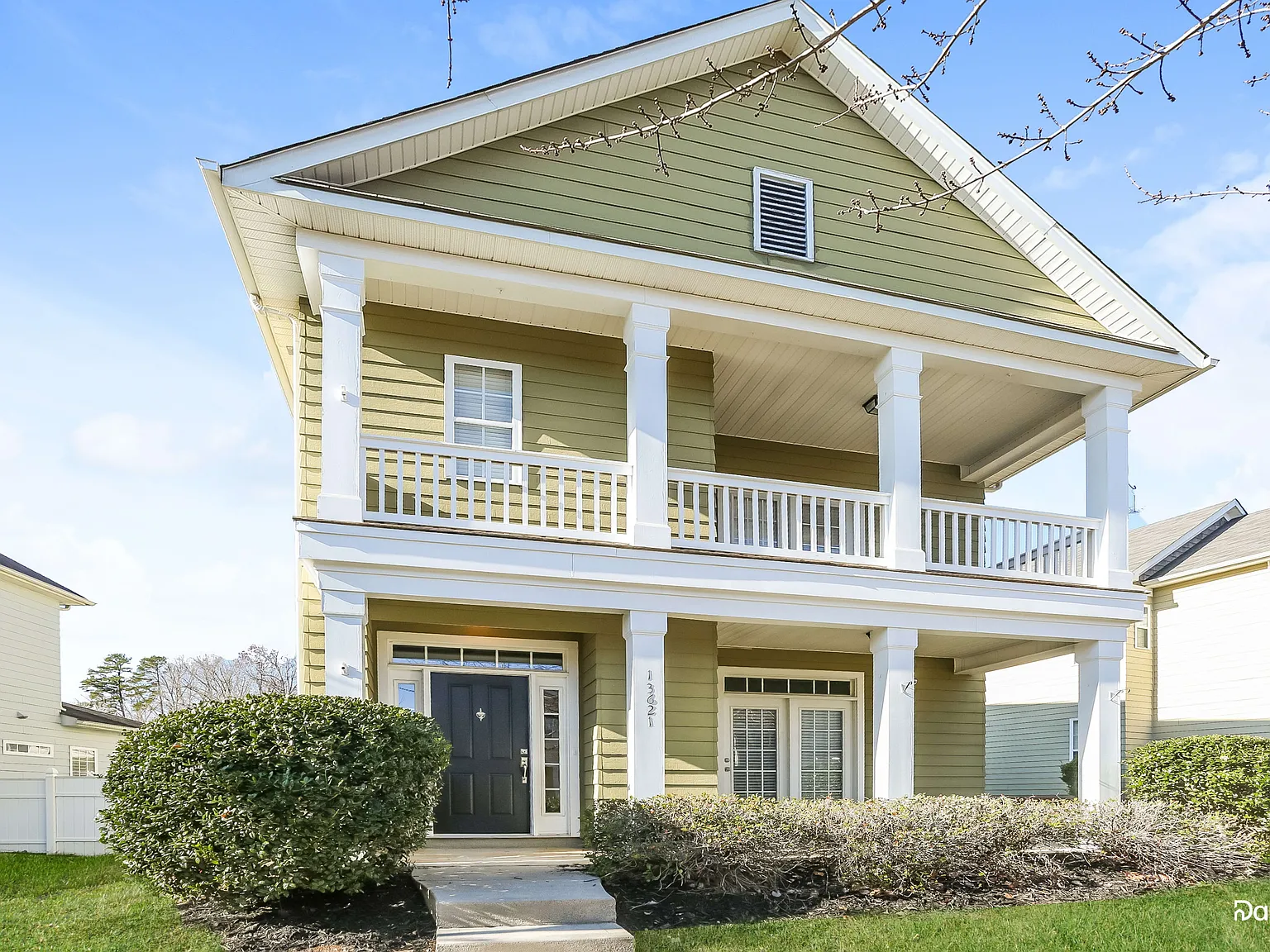 3 bed, 3.0 bath, 1835 sqft, $2,480 — Photo 3