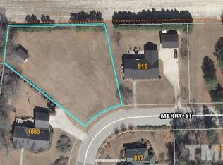 Merry St, Dunn, NC 28334