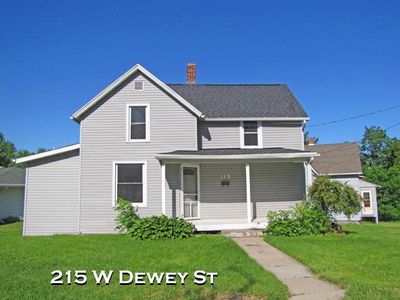 215 West Dewey Street, Platteville, WI, 53818