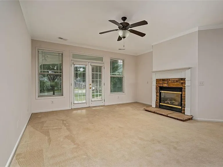 210 Harmony Lake Dr — Photo 9
