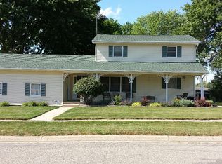 200 Prestien Dr, Denver, IA 50622