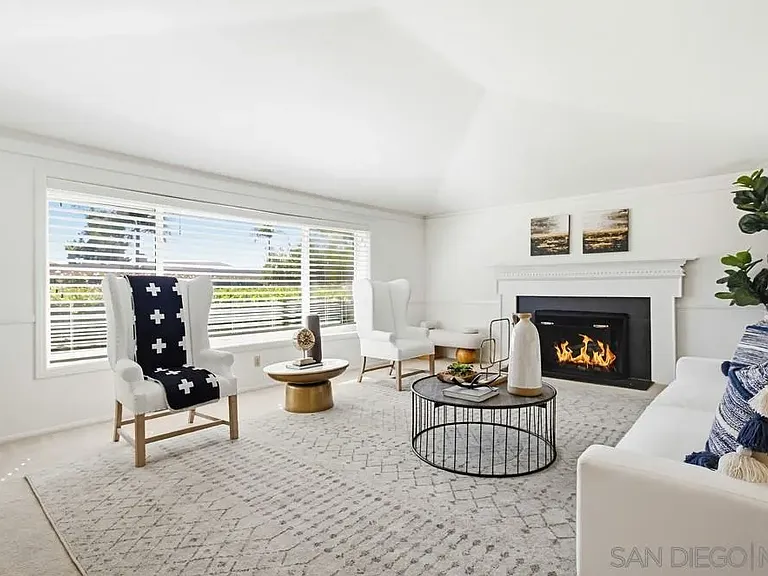 8635 Cliffridge Ave — Photo 5