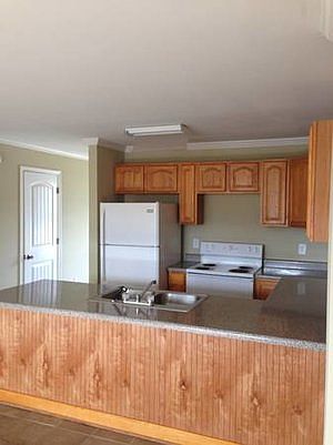 4th image of 418 Park Ave #418