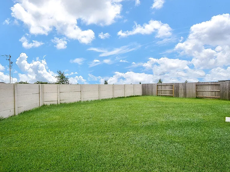 2815 Fountain Woods Dr — Photo 31