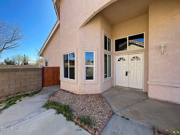4th image of 1768 Mesa Dr