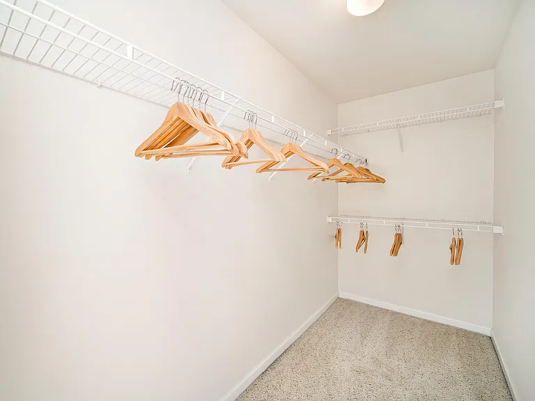 Camden at Bloomingdale Apartments — Photo 18