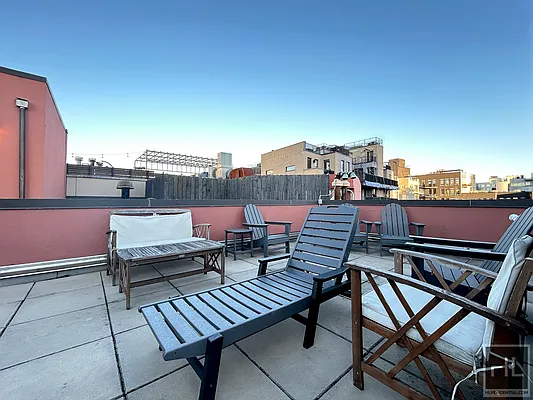 Rented by Highline Residential | media 7
