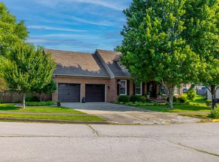 413 Willowbrook Rd, Winchester, KY 40391