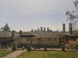 4734 Parker St, Burnaby, BC V5C3E3