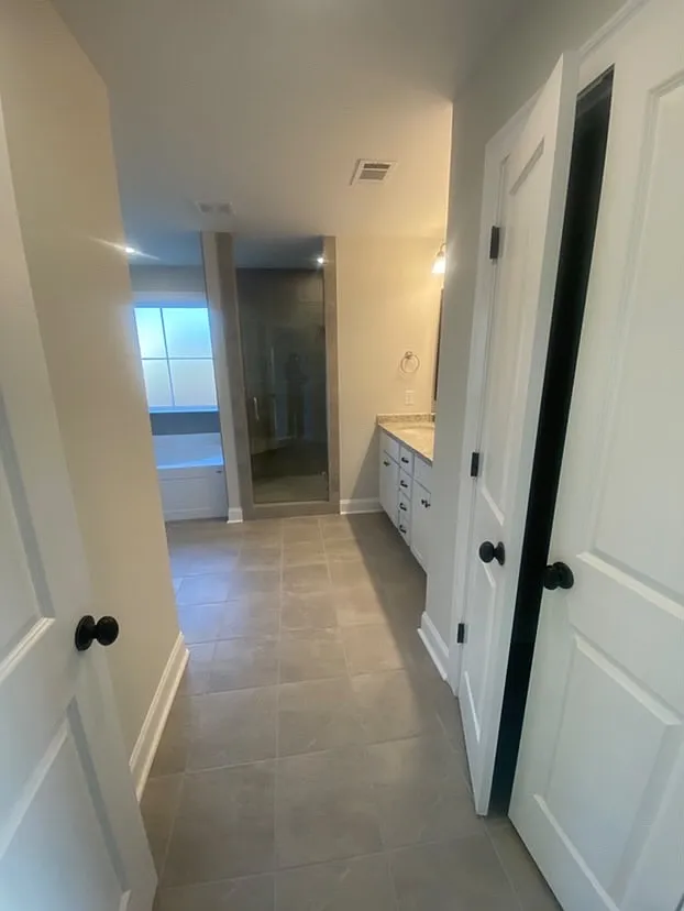 4 bed, 2191 sqft, $2,600 — Photo 1