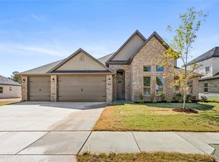 241 Ambry Loop, Centerton, AR 72719