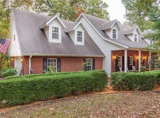 13491 Mockingbird Ln, Bentonville, AR 72712