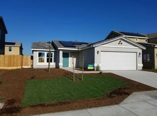 5728 Winnipeg Dr, Bakersfield, CA 93313