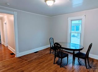 609 College Ave, Aurora, IL 60505