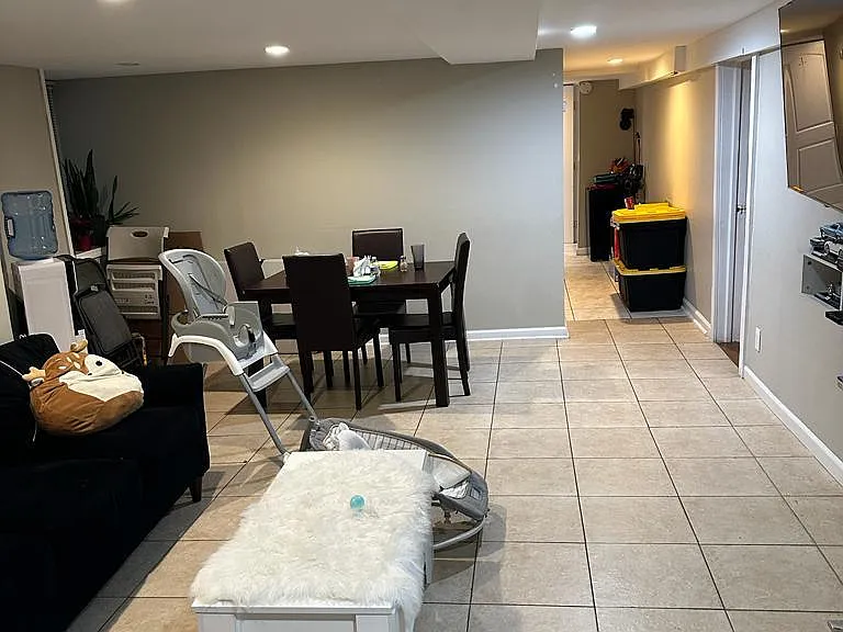 183 Roberts Ave #B — Photo 3