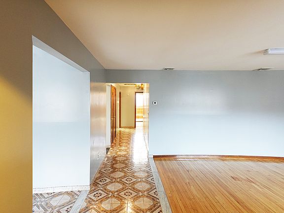 3rd image of 409 3rd St #1