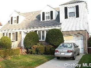 88 Wellington Rd, Elmont, NY 11003