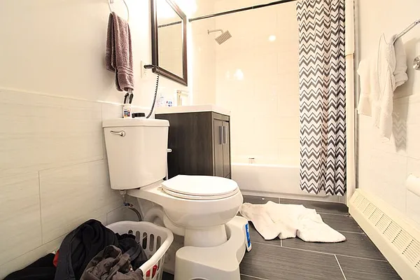 Rented by Tapiro Realty | media 4