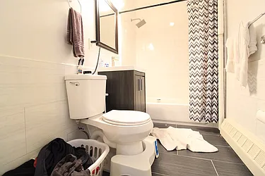 Rented by Tapiro Realty