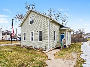 721 N 4th St, Niles, MI 49120