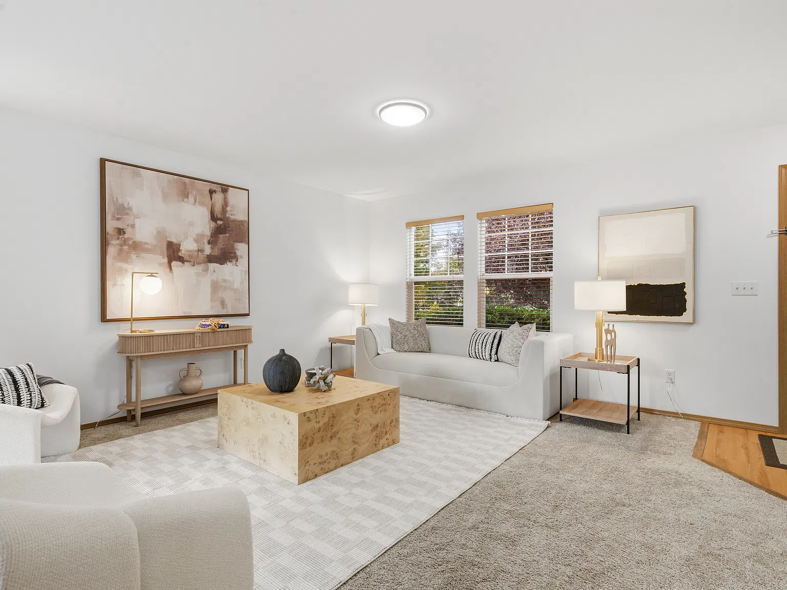 3 bed, 2.5 bath, 2120 sqft, $3,800 — Photo 4