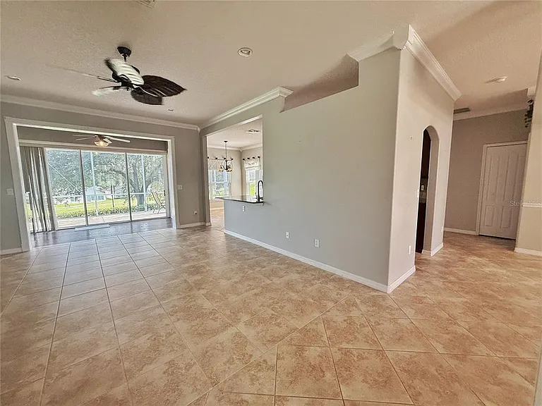 2222 Caxton Ave — Photo 6