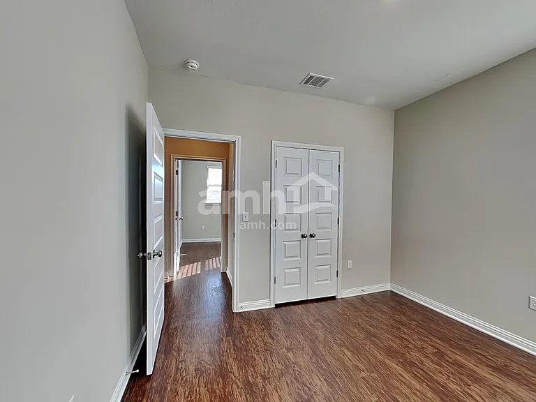 8013 Turnberry Ln — Photo 22