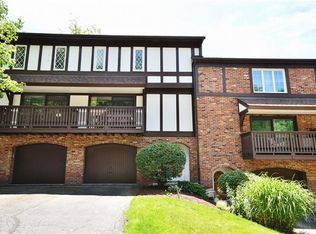 309 Thornberry Ct, Pittsburgh, PA 15237