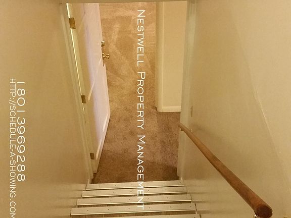 4th image of 3093 S Lincoln St #Basement