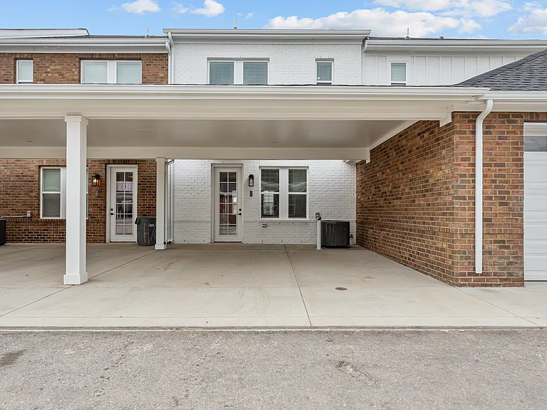 Chartwell Commons at Green Lea — Photo 11