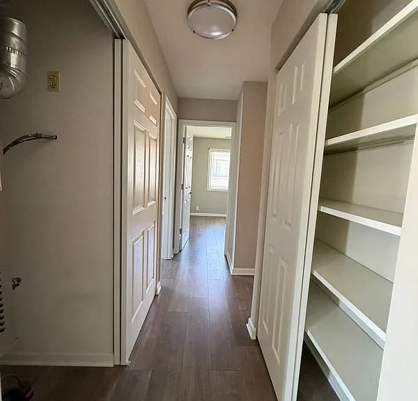29W603 Winchester Cir N #4 — Photo 5